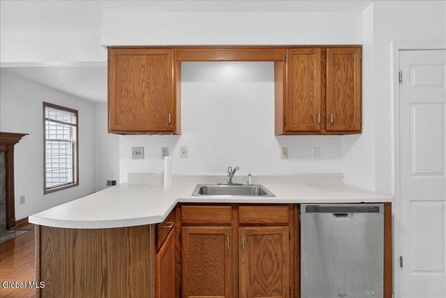 10 Deer Run Drive, Milton, NY 12020