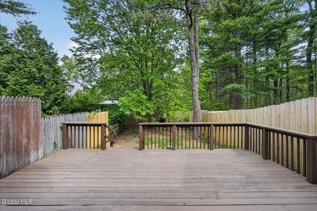 10 Deer Run Drive, Milton, NY 12020