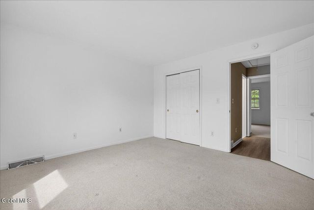 10 Deer Run Drive, Milton, NY 12020
