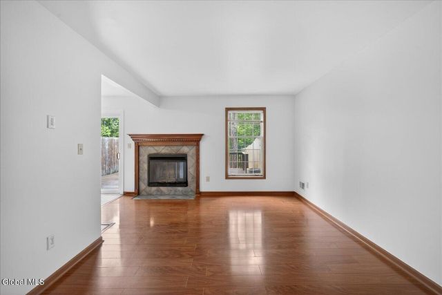 10 Deer Run Drive, Milton, NY 12020