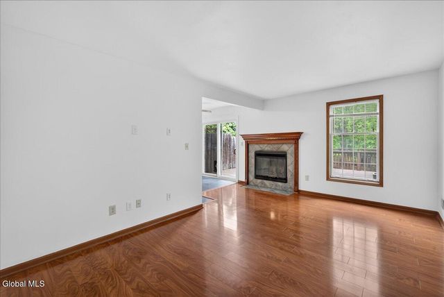 10 Deer Run Drive, Milton, NY 12020