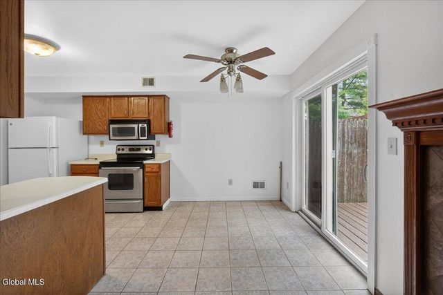 10 Deer Run Drive, Milton, NY 12020