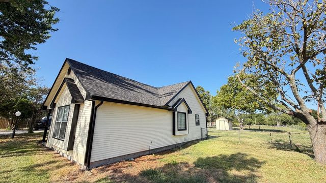5300 County Road 437, Princeton, TX 75407
