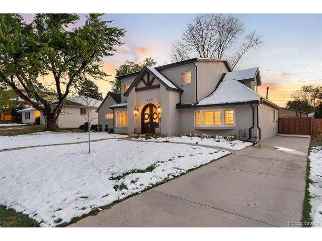 215 Ivanhoe St, Denver, CO 80220