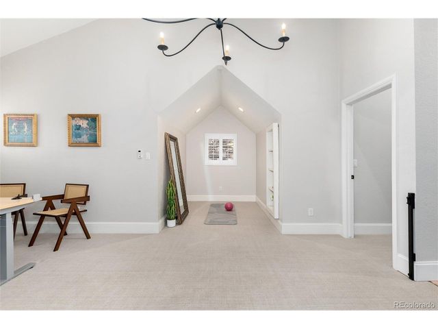 215 Ivanhoe St, Denver, CO 80220