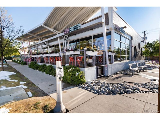 215 Ivanhoe St, Denver, CO 80220