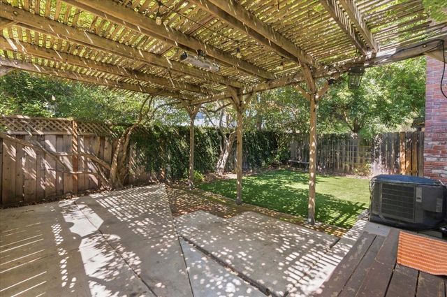 653 San Benito Avenue, Menlo Park, CA 94025