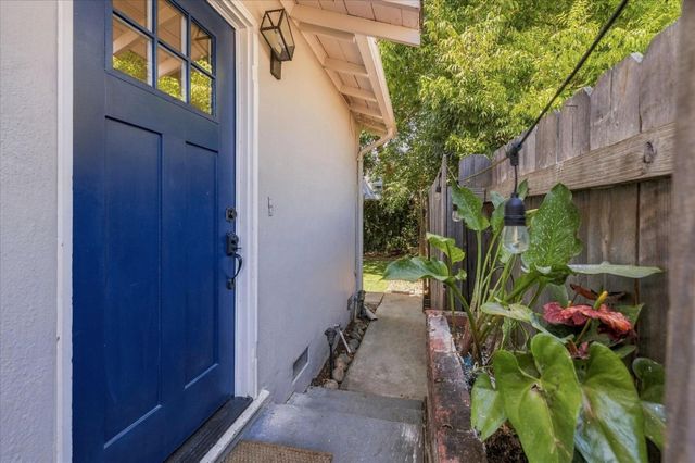 653 San Benito Avenue, Menlo Park, CA 94025