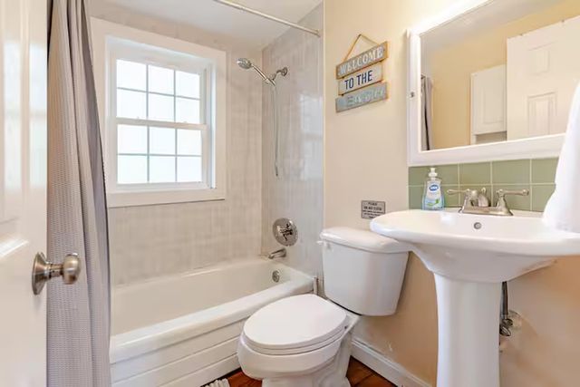 21 Ashkins Drive, South Dennis, MA 02660