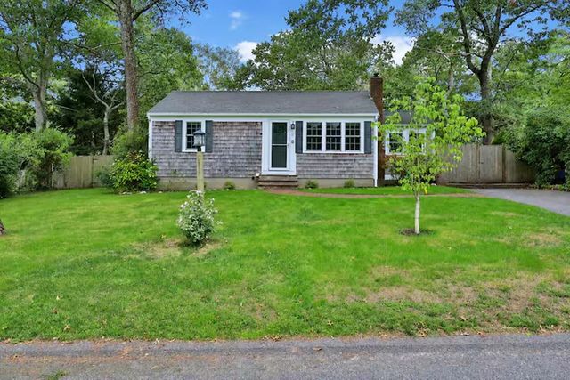 21 Ashkins Drive, South Dennis, MA 02660