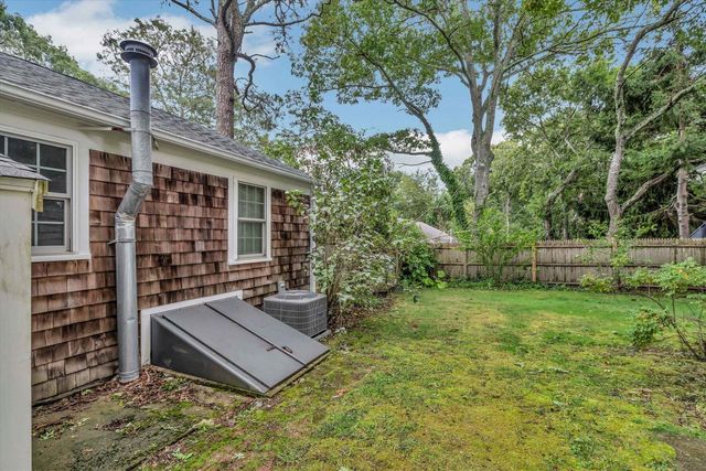 21 Ashkins Drive, South Dennis, MA 02660