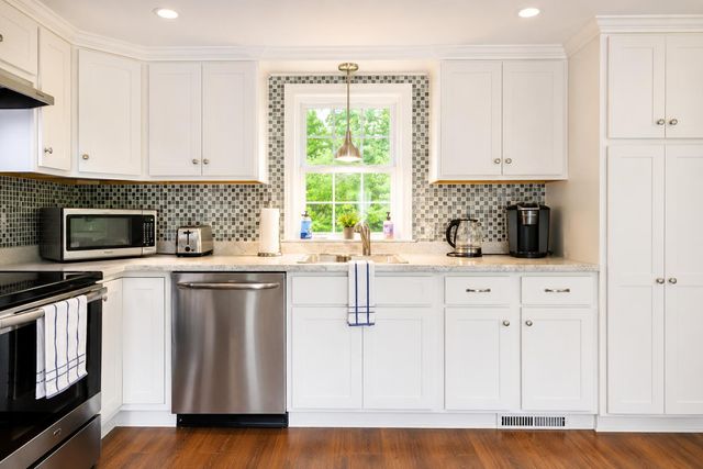 21 Ashkins Drive, South Dennis, MA 02660