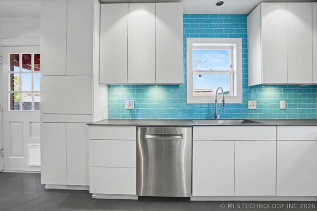 1548 S Delaware Avenue, Tulsa, OK 74114