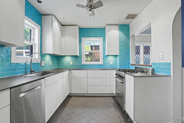 1548 S Delaware Avenue, Tulsa, OK 74114