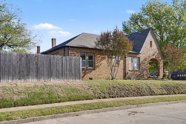 1548 S Delaware Avenue, Tulsa, OK 74114