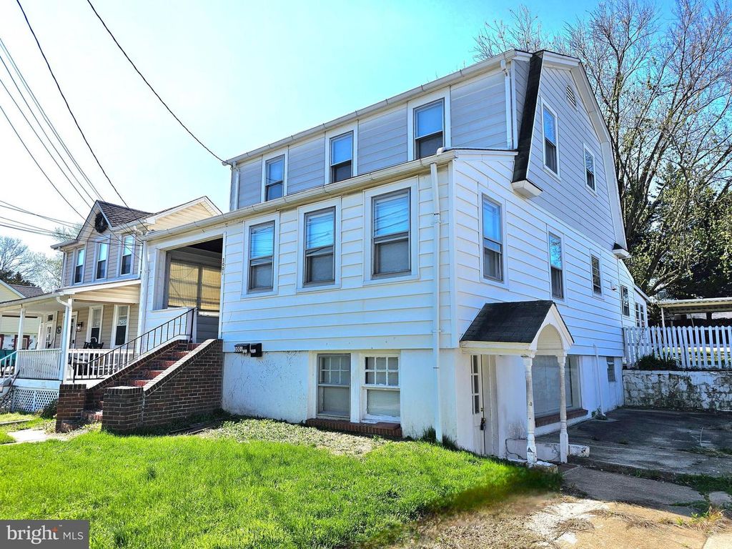 3001 LAVENDER AVE, Parkville, MD 21234