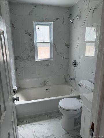 12815 235th Street, Rosedale, NY 11422