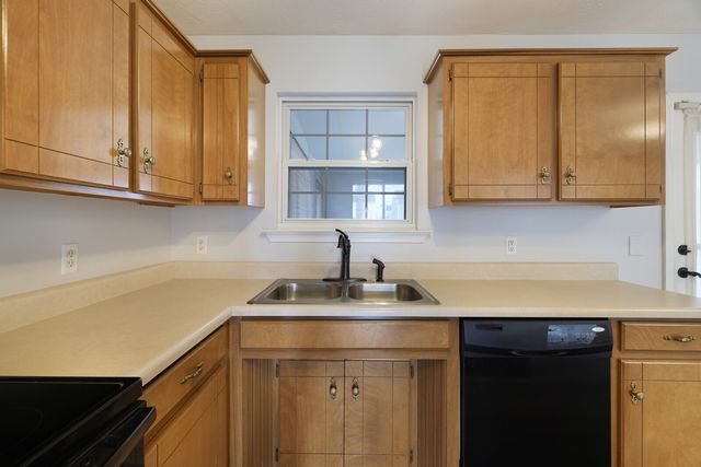 1433 Laurel Oak Dr, Antioch, TN 37013