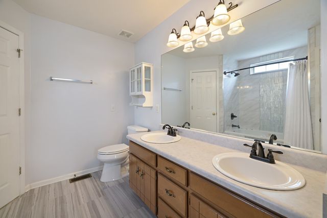 1433 Laurel Oak Dr, Antioch, TN 37013