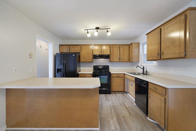 1433 Laurel Oak Dr, Antioch, TN 37013