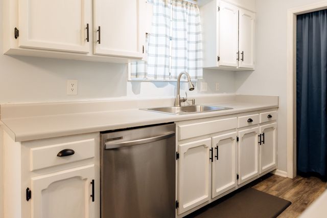 1822 Winding Way Dr, White House, TN 37188