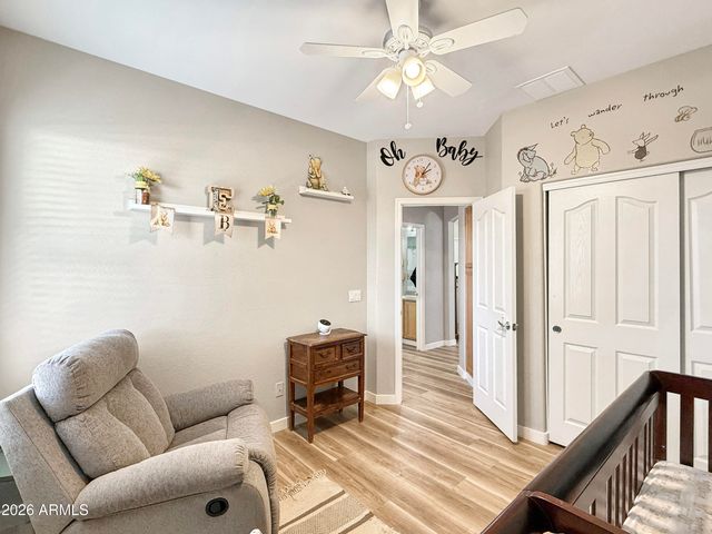 8931 W SAINT JOHN Road, Peoria, AZ 85382