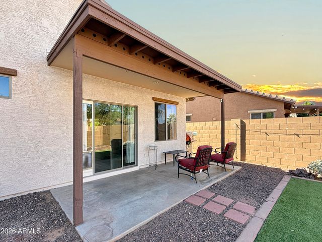 8931 W SAINT JOHN Road, Peoria, AZ 85382
