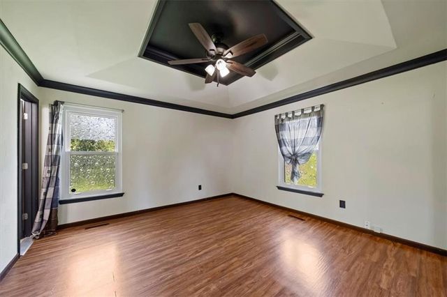 2924 SW Walnut Street, Blue Springs, MO 64015