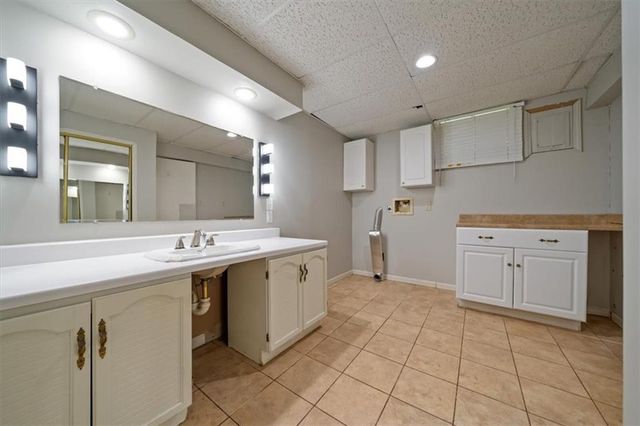 2924 SW Walnut Street, Blue Springs, MO 64015
