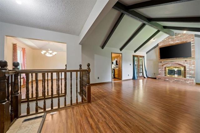 2924 SW Walnut Street, Blue Springs, MO 64015