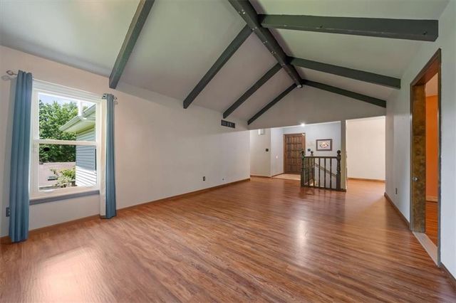 2924 SW Walnut Street, Blue Springs, MO 64015