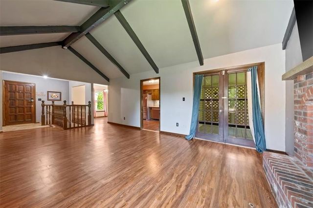 2924 SW Walnut Street, Blue Springs, MO 64015