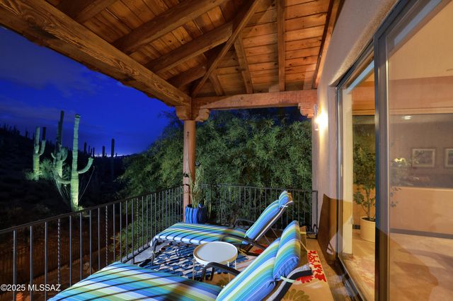 3700 N Avenida Dos Vistas, Tucson, AZ 85745