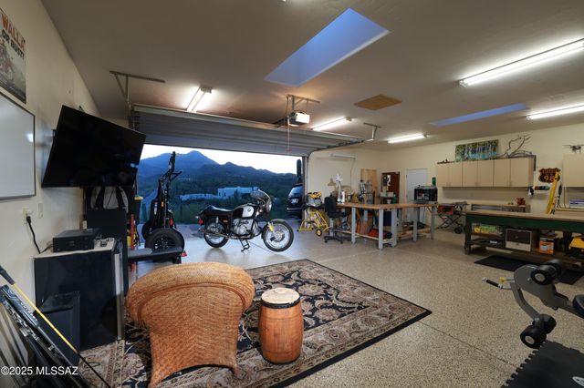 3700 N Avenida Dos Vistas, Tucson, AZ 85745