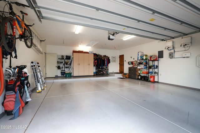 3700 N Avenida Dos Vistas, Tucson, AZ 85745