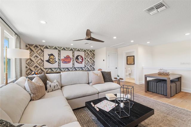 2556 LONG PINE AVENUE, Apopka, FL 32712