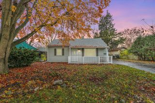 903 Crestwood Drive, Urbana, IL 61801