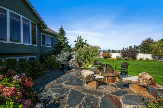 1709 S Steen Rd, Veradale, WA 99037