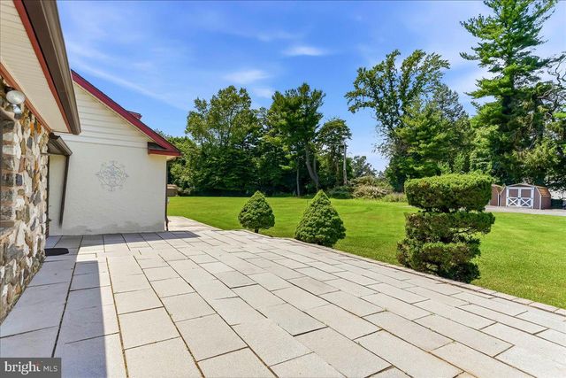2732 OLD CEDAR GROVE RD, Broomall, PA 19008