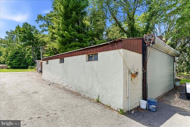 2732 OLD CEDAR GROVE RD, Broomall, PA 19008