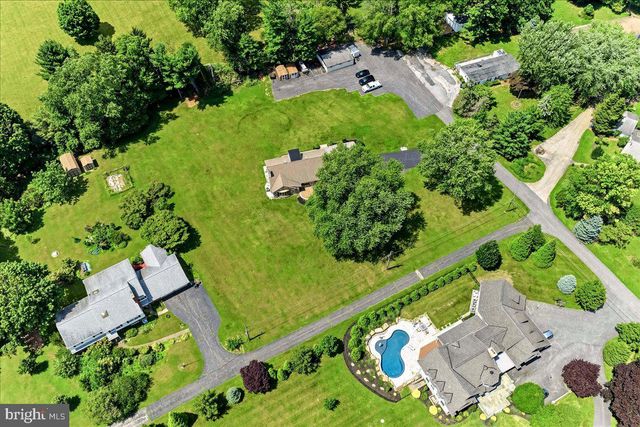 2732 OLD CEDAR GROVE RD, Broomall, PA 19008