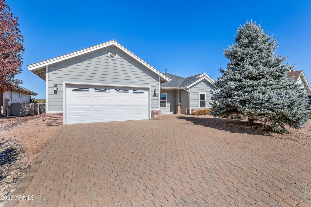 11798 Monarch Drive, Bellemont, AZ 86015