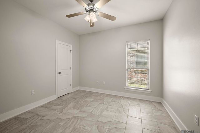12459 Stumberg Villas Ct, Baton Rouge, LA 70817