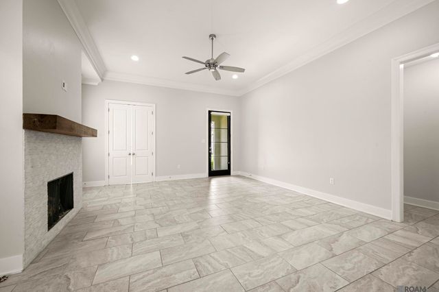 12459 Stumberg Villas Ct, Baton Rouge, LA 70817