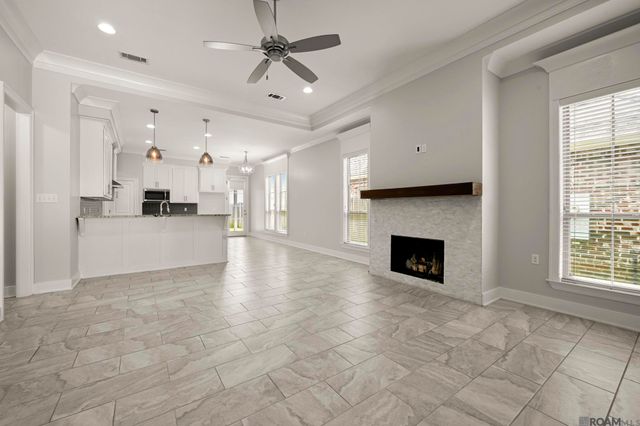 12459 Stumberg Villas Ct, Baton Rouge, LA 70817