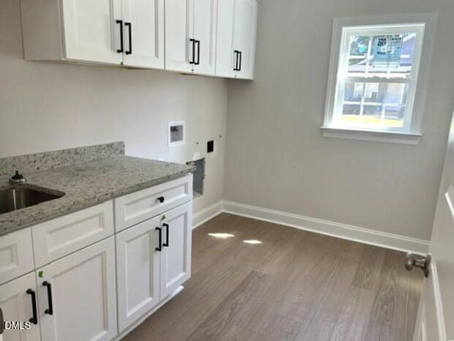 299 S Main Street, Four Oaks, NC 27524