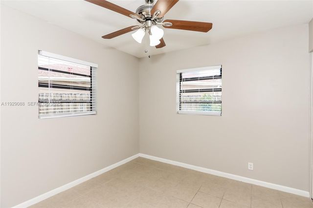 1367 NE 27th St, Pompano Beach, FL 33064