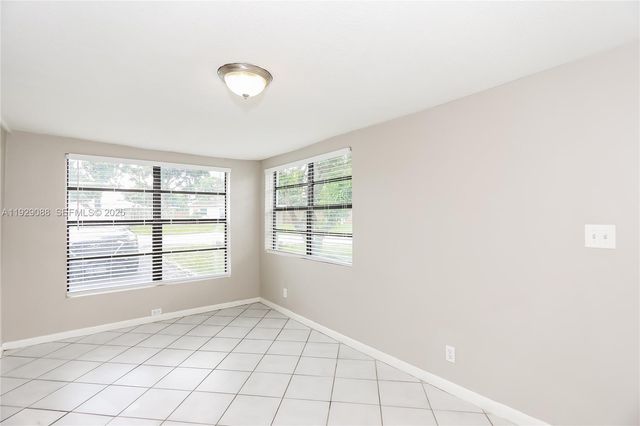 1367 NE 27th St, Pompano Beach, FL 33064