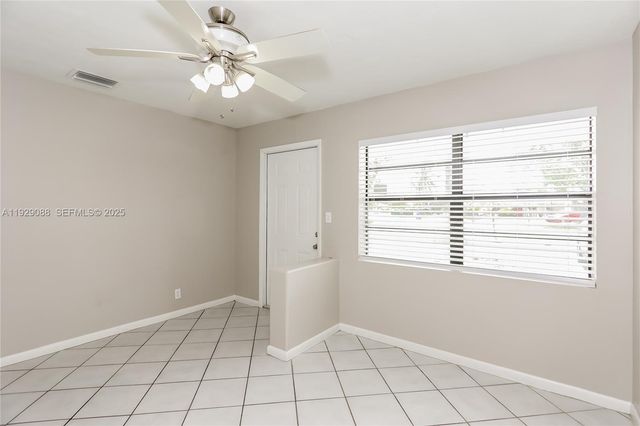 1367 NE 27th St, Pompano Beach, FL 33064