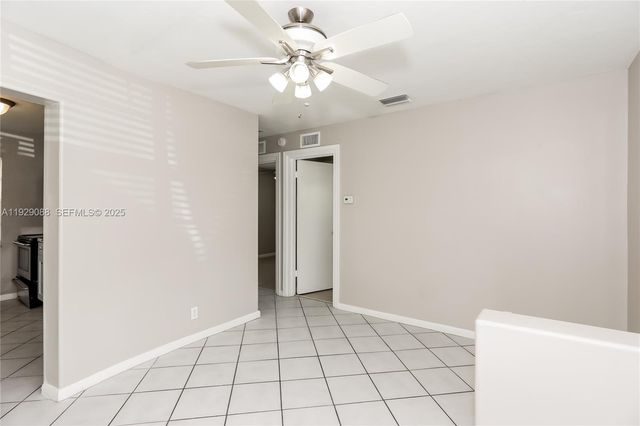 1367 NE 27th St, Pompano Beach, FL 33064